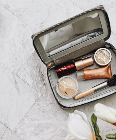 Master Fuss-Free Beauty with a Fuss-Free Makeup Kit
