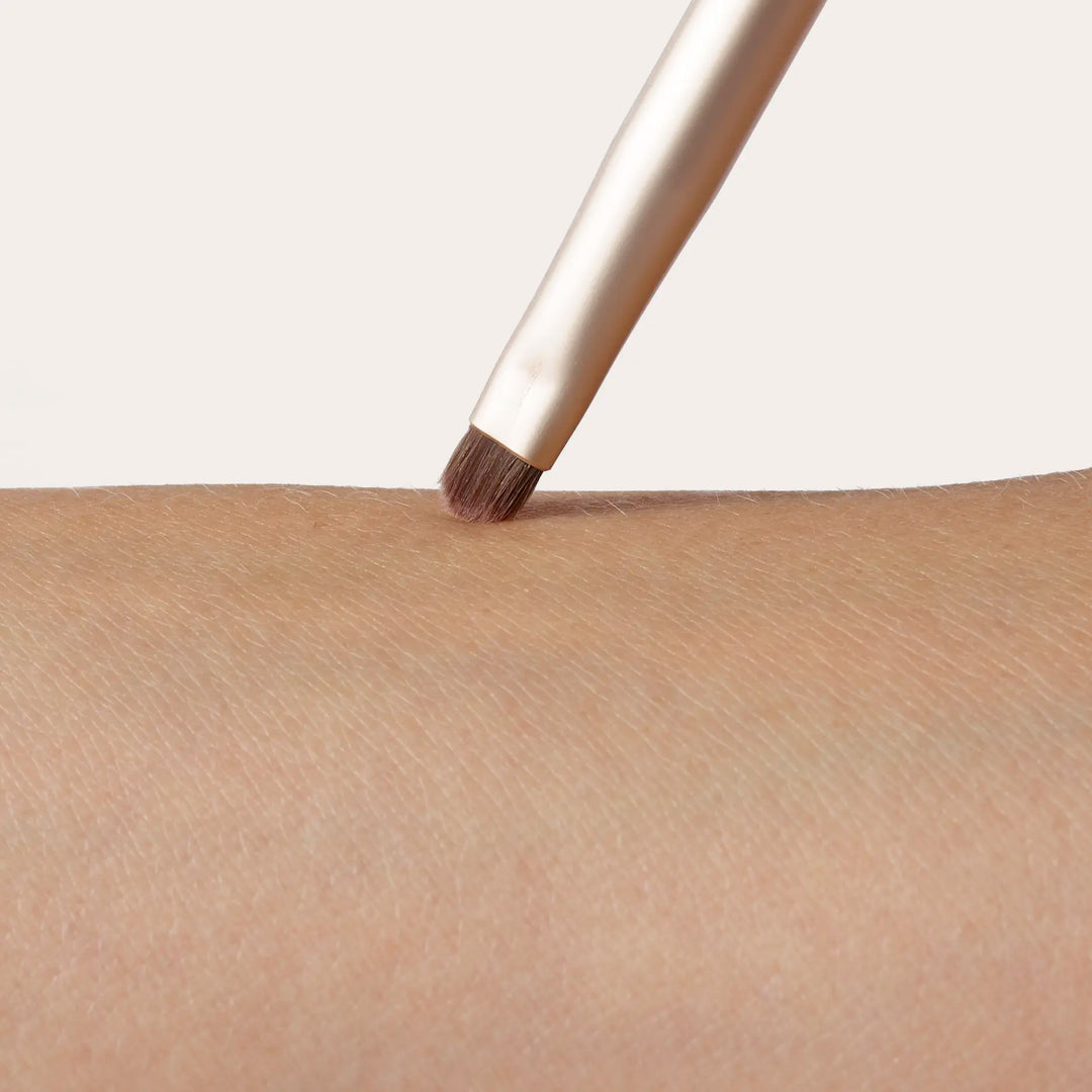 Pro Series Vegan Makeup Brush - Smudge Eye Brush - Jane Iredale Mineral Makeup Australia