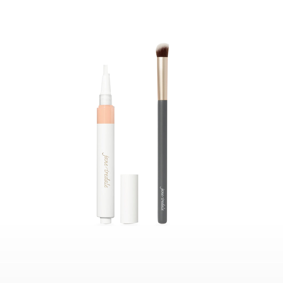 Skintuition Concealer &amp; Concealer Brush Bundle. L2 - light with pink undertones. Included products grouped on white.